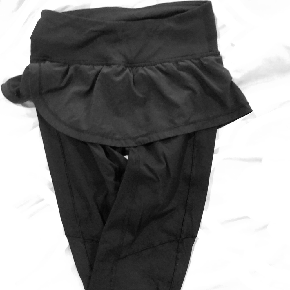 Lululemon Capri pant w skirt